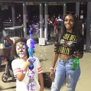 Meet your Posher, Dechant